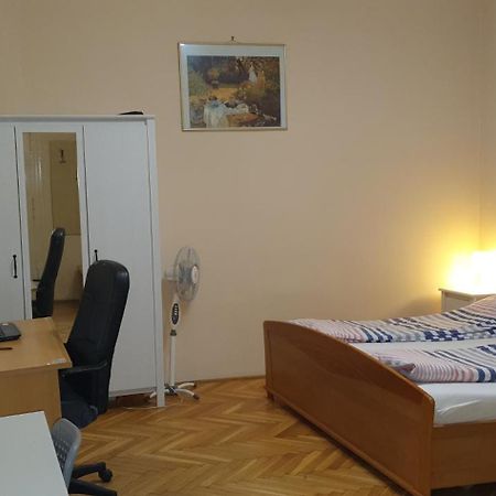 Garibaldi Apartman Lejlighed Budapest Eksteriør billede