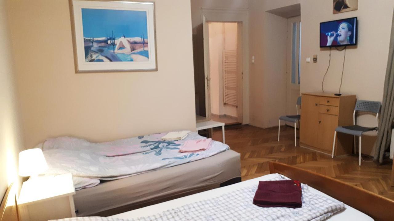 Garibaldi Apartman Lejlighed Budapest Eksteriør billede